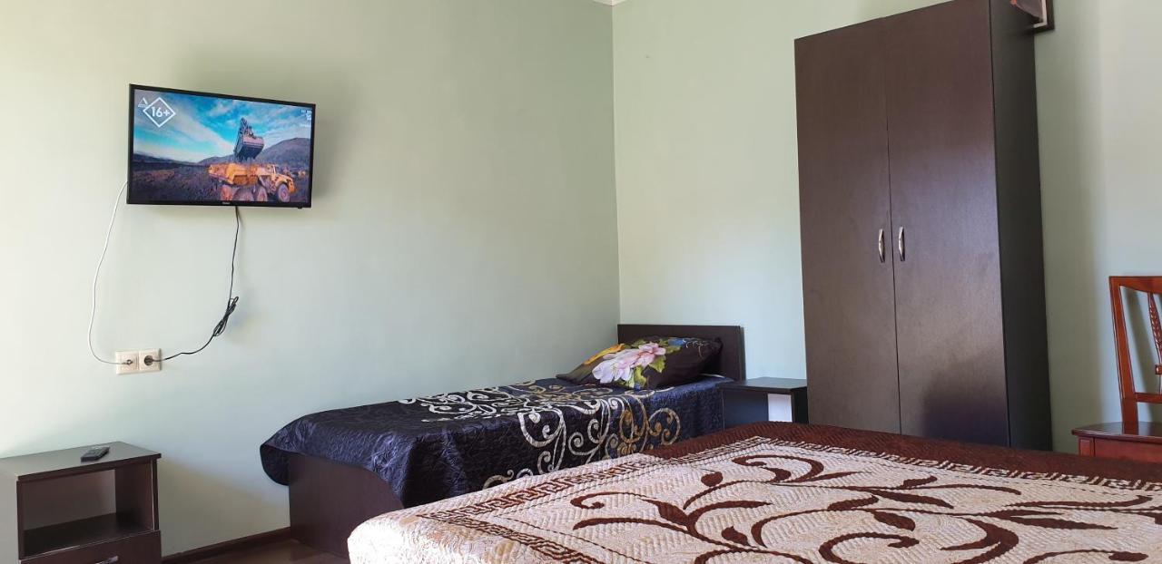 גגרה Apartments On Lakoba מראה חיצוני תמונה