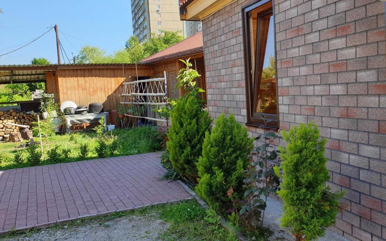 גגרה Apartments On Lakoba מראה חיצוני תמונה