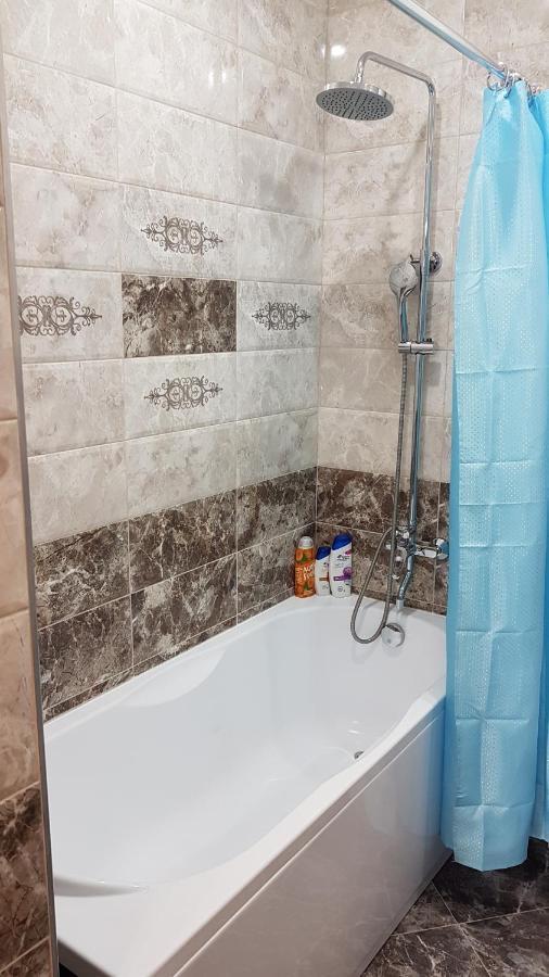 גגרה Apartments On Lakoba מראה חיצוני תמונה